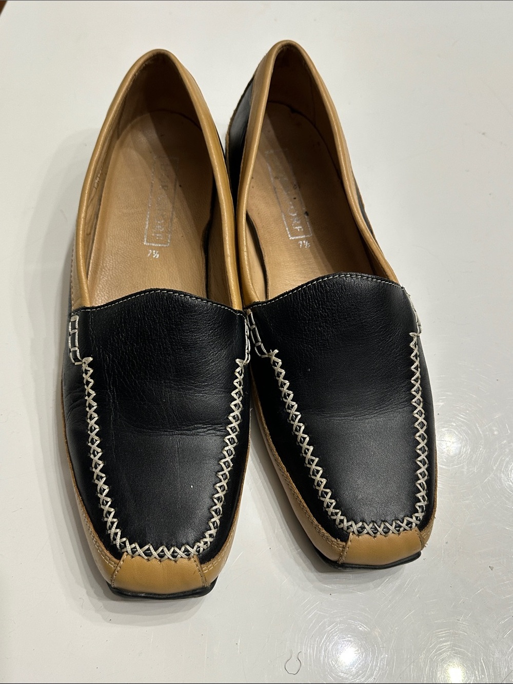 Dorndorf Two-Tone Leather Loafers Black Tan Whipstitch • UK 7.5 / US Women’s 10